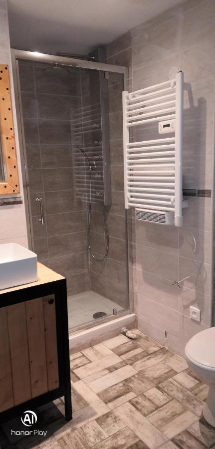 Les Fontanilles Odeillo Chalet 60 Wifi & Parking Gratuit Expose Plein Sud & Plein Pied , Draps & Serviettes De Toilettes Non Inclus, Sabanas Y Toallas No Incluidos Dış mekan fotoğraf