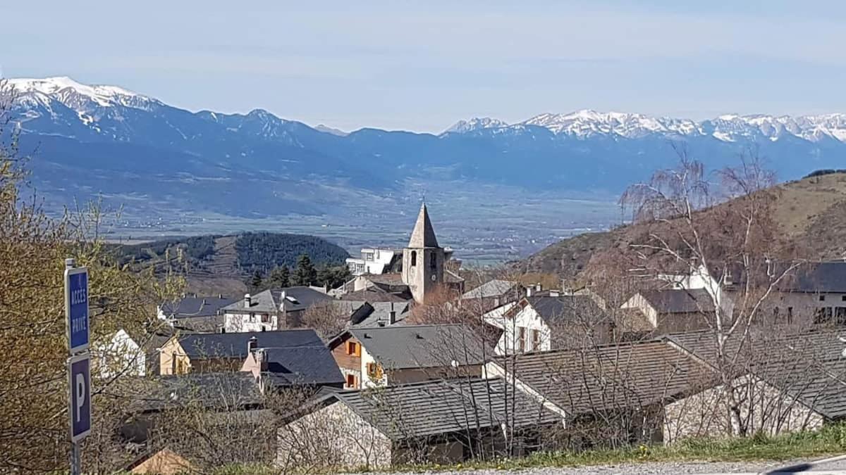 Les Fontanilles Odeillo Chalet 60 Wifi & Parking Gratuit Expose Plein Sud & Plein Pied , Draps & Serviettes De Toilettes Non Inclus, Sabanas Y Toallas No Incluidos Dış mekan fotoğraf