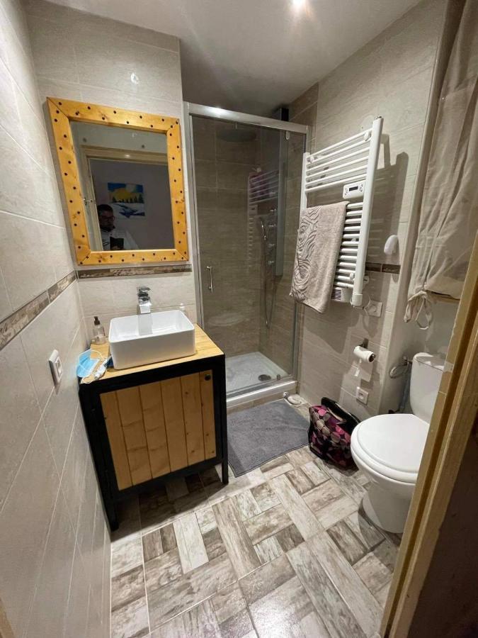 Les Fontanilles Odeillo Chalet 60 Wifi & Parking Gratuit Expose Plein Sud & Plein Pied , Draps & Serviettes De Toilettes Non Inclus, Sabanas Y Toallas No Incluidos Dış mekan fotoğraf